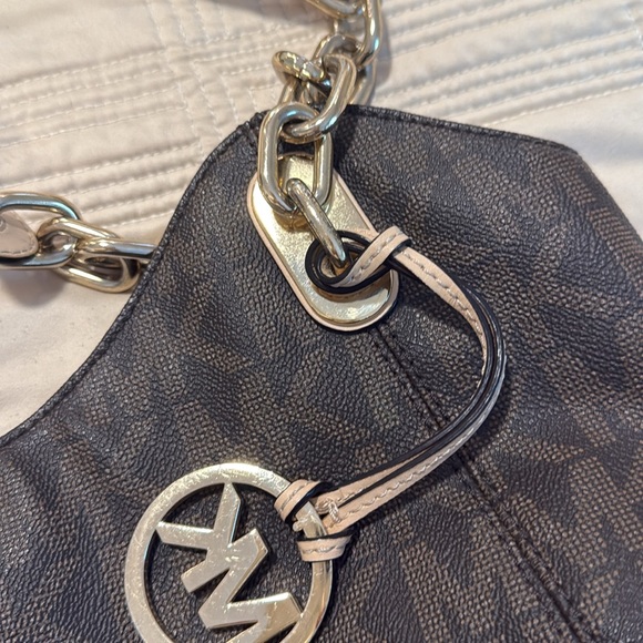 Michael Kors Fulton Purse, Large Bag - Picture 9 of 11